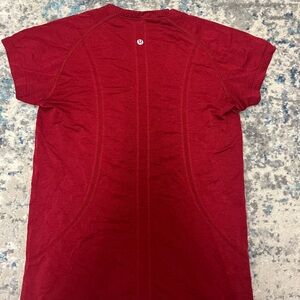 Lululemon Swiftly tech tshirt